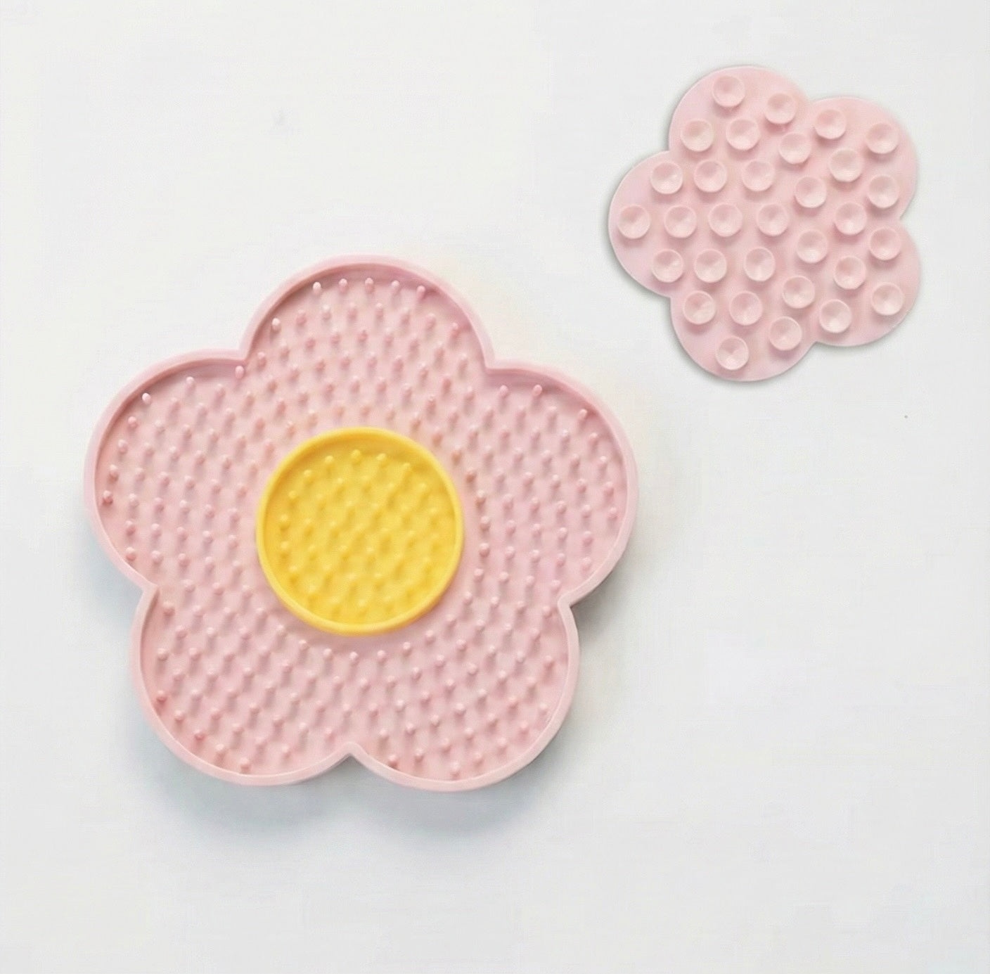 🌸 Flower Silicone Lick Mat for Small Dogs & Cats